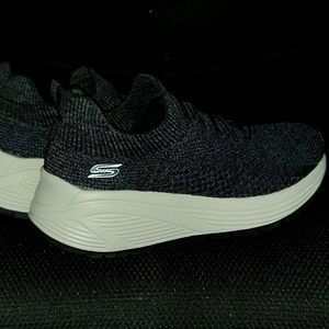 Girls sketcher sneakers..